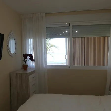 Apartamento 1º Linea Playa * Μπένιντορμ